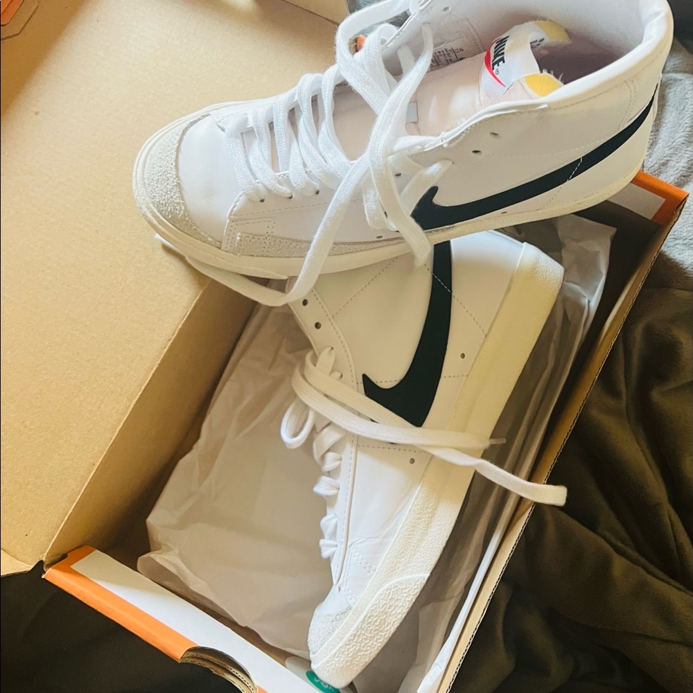 Nike blazer mid 77